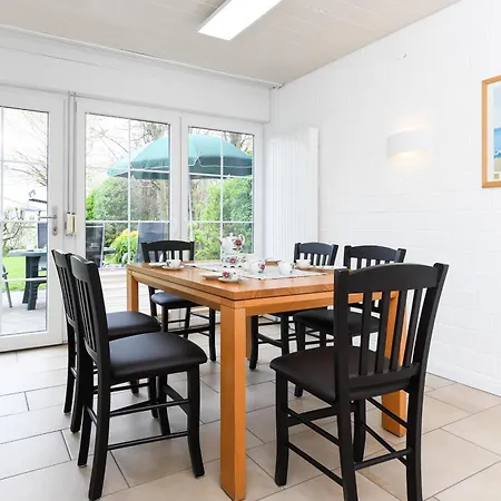 Spittdiek Apartman *